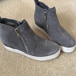 Grey suede Steve Madden wedge booties